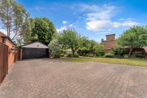 Photo 15- click for photo gallery